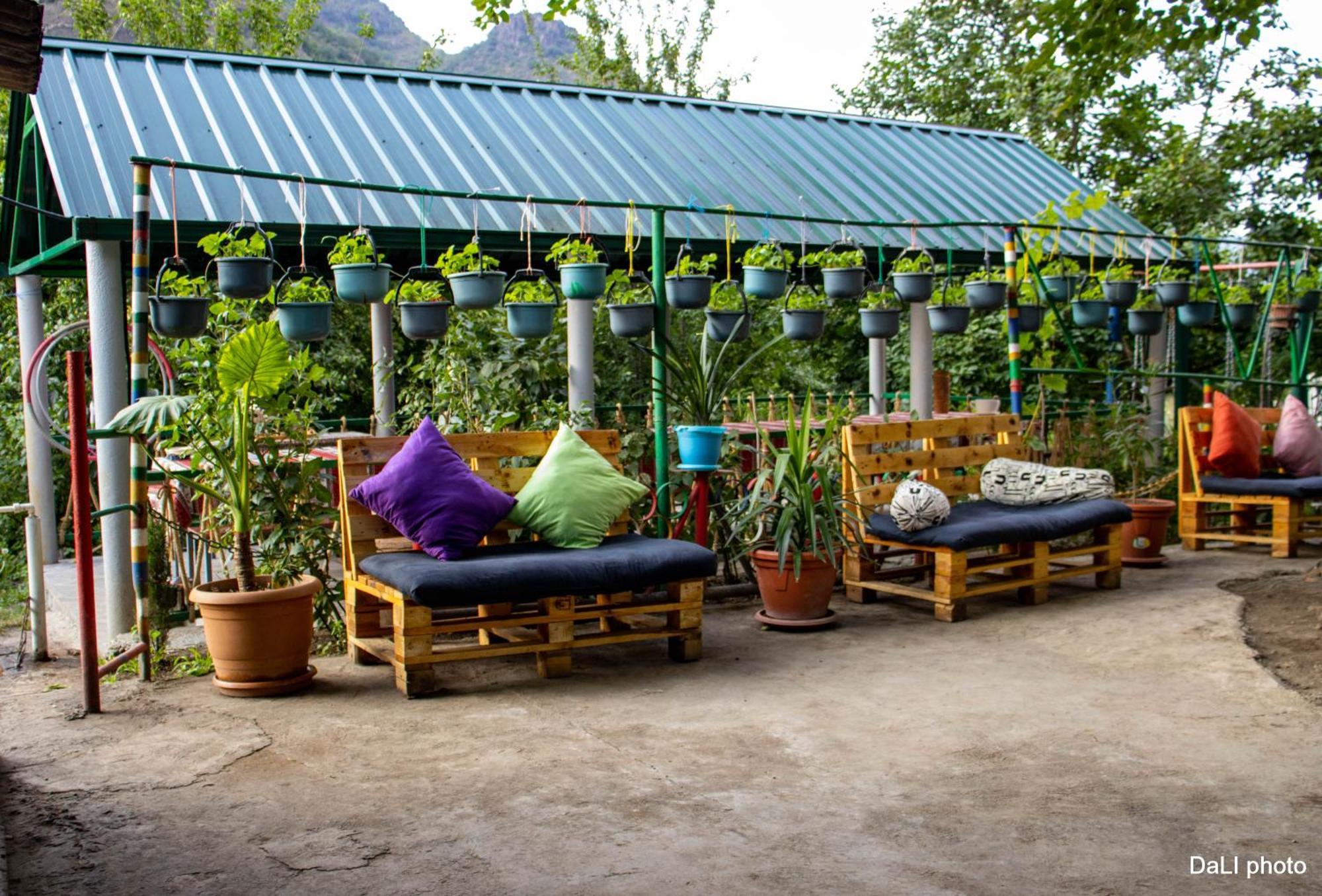 Tereza Glamping Sanain Exterior foto